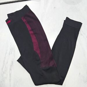 Baffin Black and Burgundy Activewear